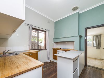 99 West Parade, Perth