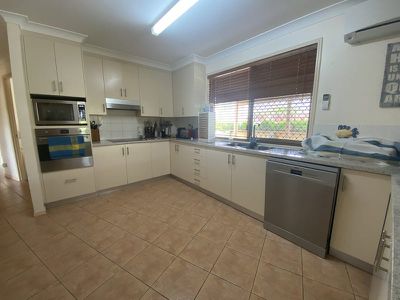 28 Nolan Drive, Kingaroy