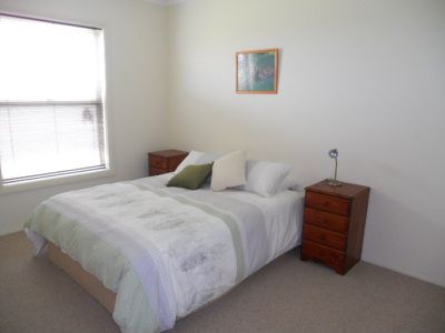 246 Square Mile Road, Yahl