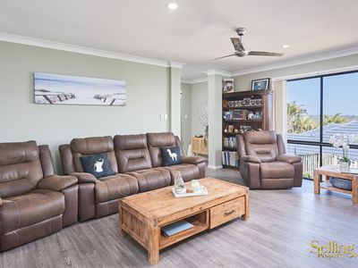 26 Midway Terrace, Pacific Pines