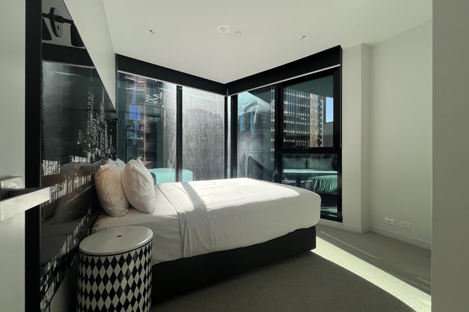 305 / 442 Elizabeth Street, Melbourne