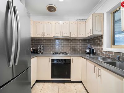 38 Guthega Crescent, Heckenberg