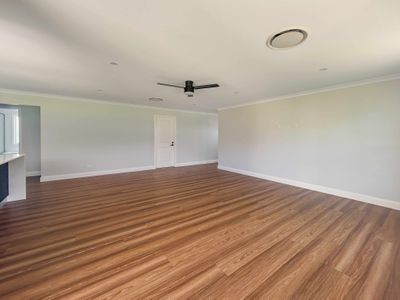 15 Pelagic Court, Dubbo
