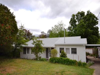15 Bogong Avenue , Mount Beauty