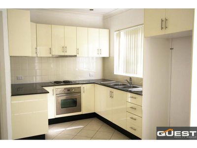 FLAT / 24 Chapel Road, Bankstown