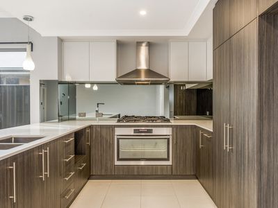 60 Bunker Crescent, Yanchep