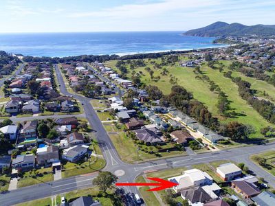 72 Lake Street, Forster