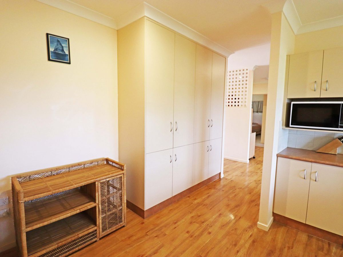 43 ANTHONY DRIVE, Atherton