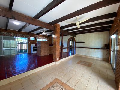 8 Picnic Street, Pialba