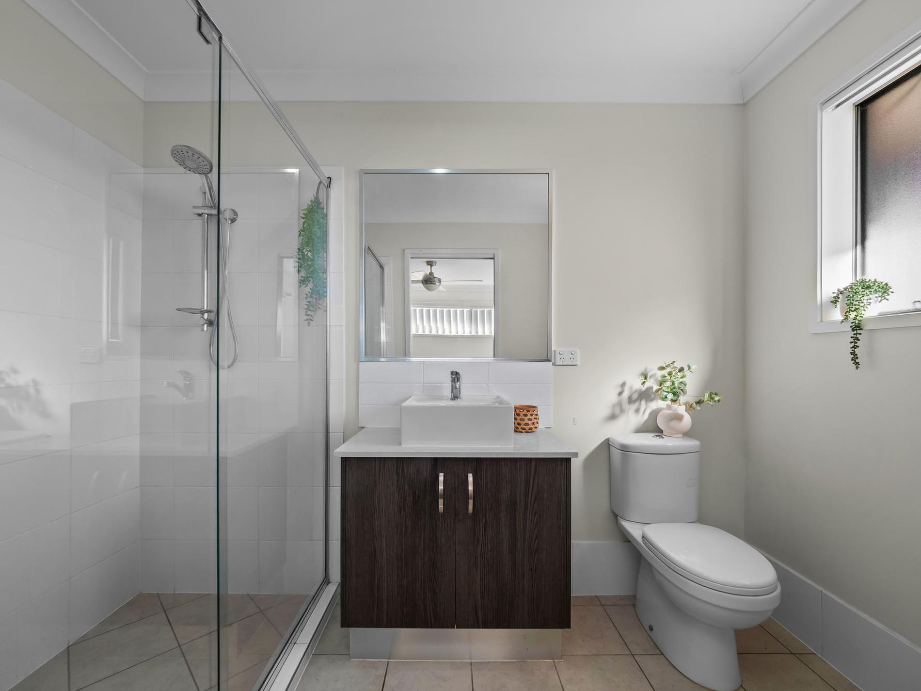 3 / 4 Banksia Road, Coomera