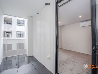 309 / 34 Oakden Street, Greenway