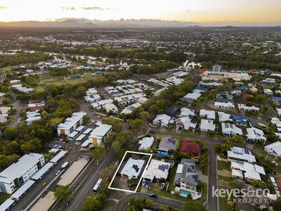5 Outlook Crescent, Douglas