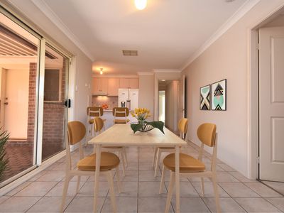 5 Websdale Drive, Dubbo