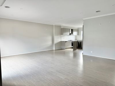 19 Elderflower Street, Manor Lakes