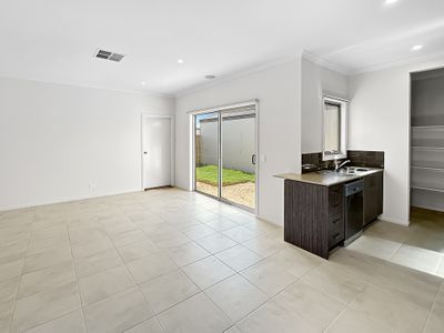 45 Crowlands CIRCUIT, Eynesbury