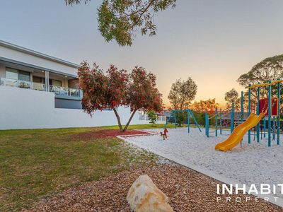 4 / 193 Grand Promenade, Doubleview
