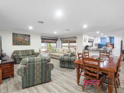 13 McGillan Drive, Kelso