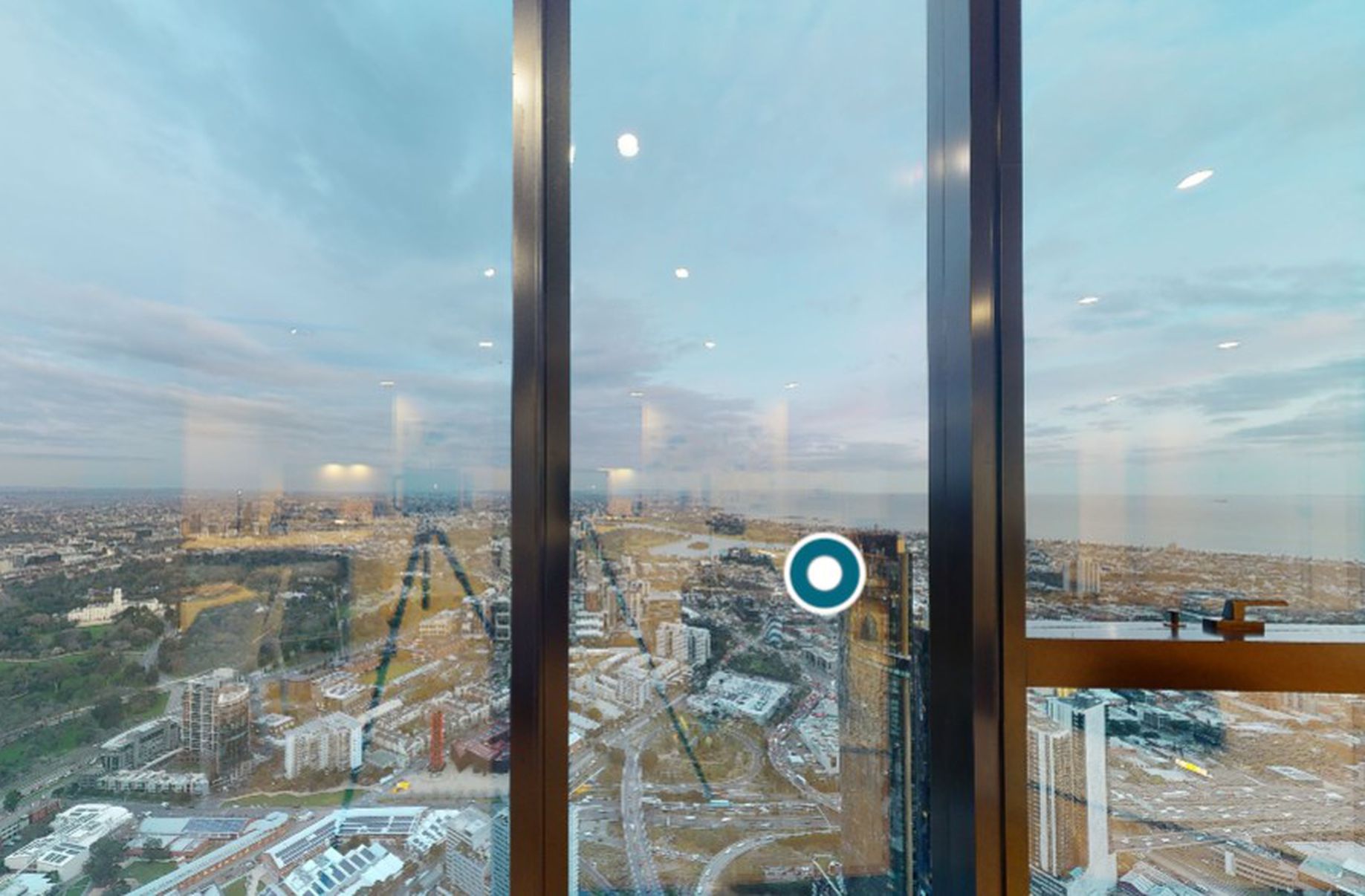 7204 / 70 Southbank Blvd, Southbank