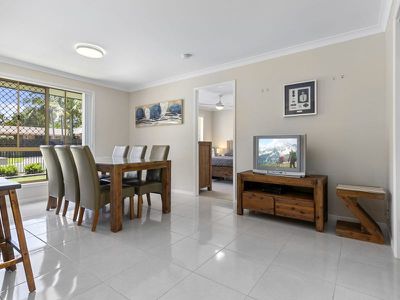 60 Griffith Avenue, Tewantin