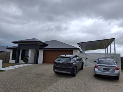 22 Coolamon Court , Urraween