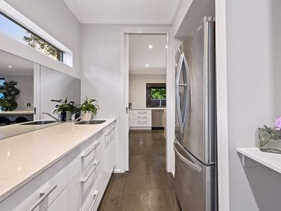 9 Sunnybrook Drive, Wheelers Hill