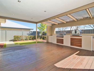 11 Strathmore Close , Baldivis