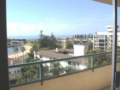 18 / 2 Wilson Street, North Wollongong