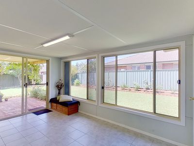 6 Lancaster Park Place, Dubbo