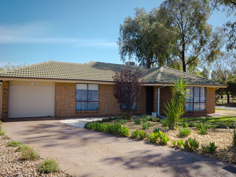 35 Canterbury Drive, Salisbury Heights