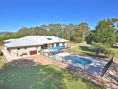 33 Edington Drive, Cooroibah