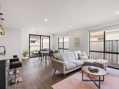 12 Pennant Boulevard , Geographe