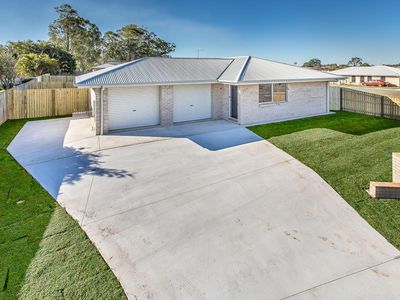 4 Skylark Court, Kallangur