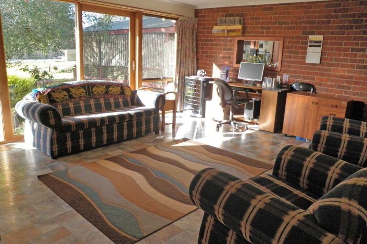 157 Ogilvies Road, Mansfield