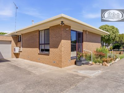 1 / 10 Stewart Street, Portland