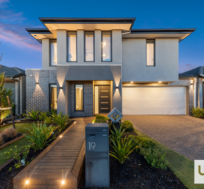 19 Dolomite Boulevard, Clyde North