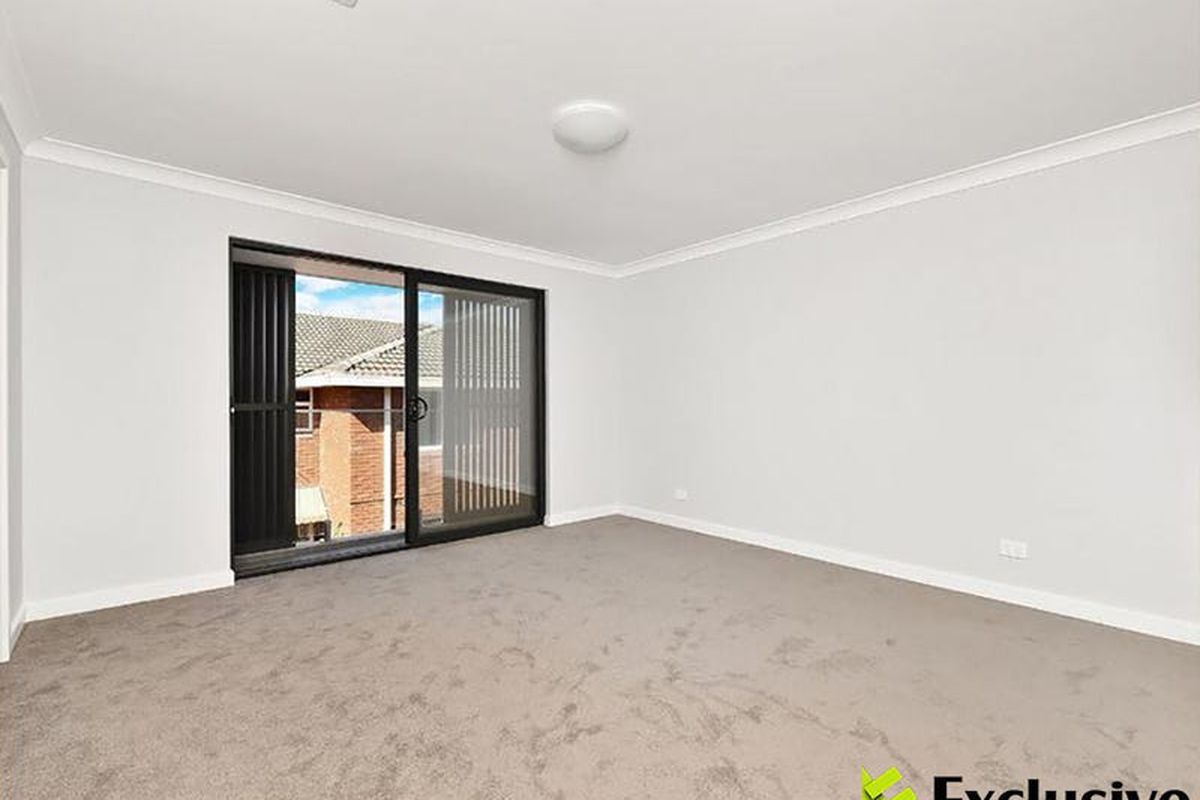 2 / 55 Gipps Street, Concord