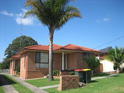 2 / 23 Barton St, Oak Flats