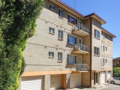 8 / 14 Meadow Crescent, Meadowbank