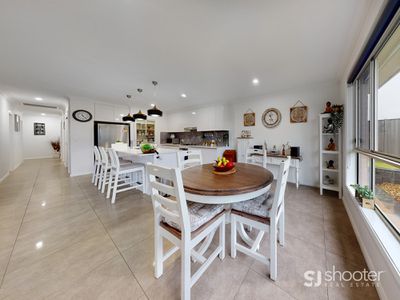 10 Fjord Court, Dubbo