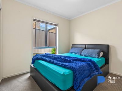 4B Alfreda Place, Golden Square