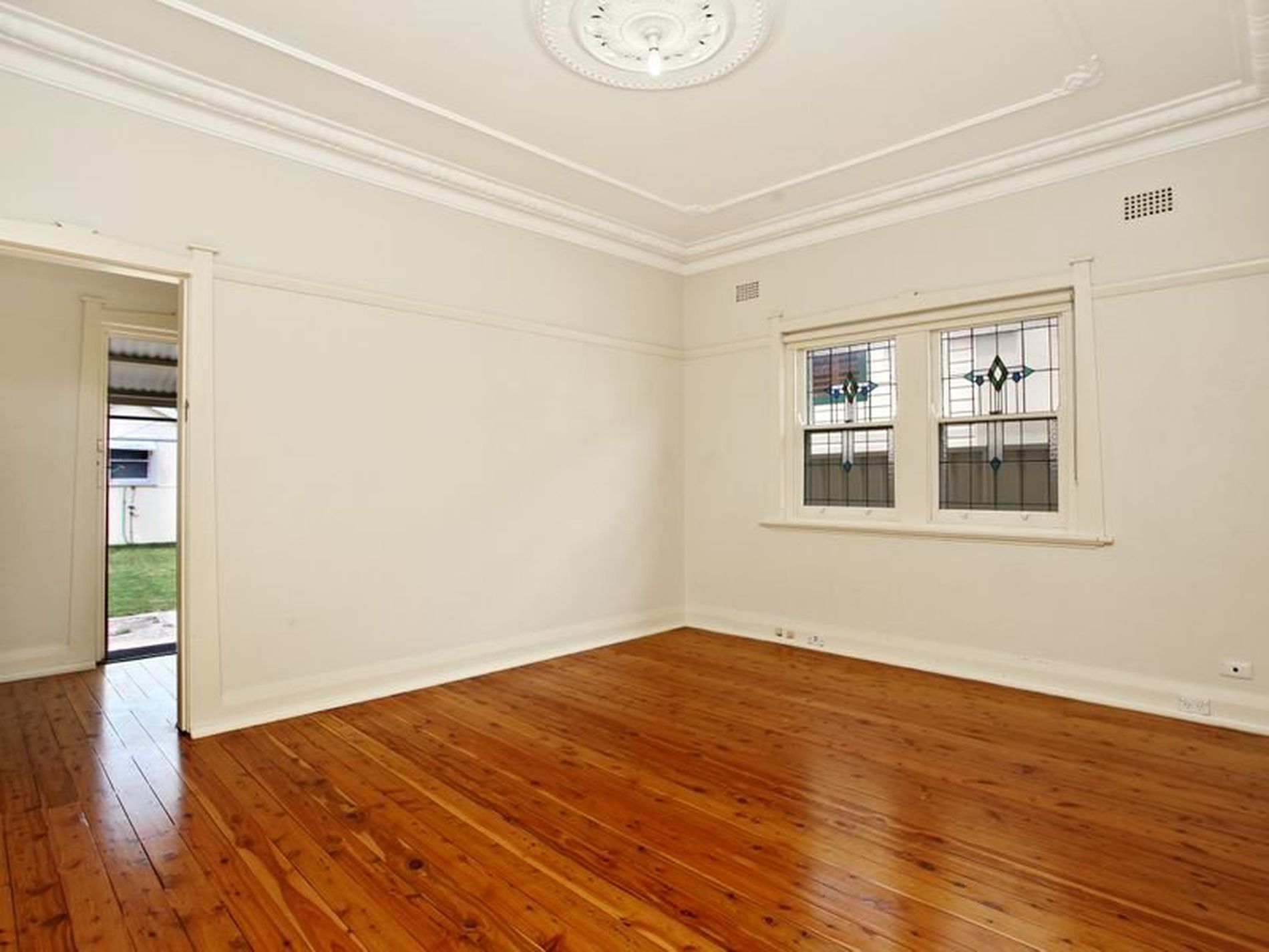 13 Livingstone Avenue, Botany