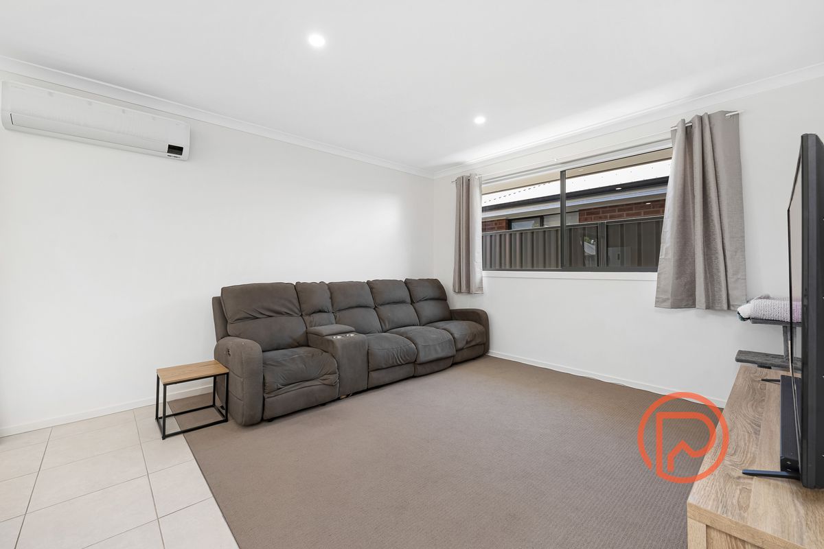 29 Hollow Drive, Andrews Farm