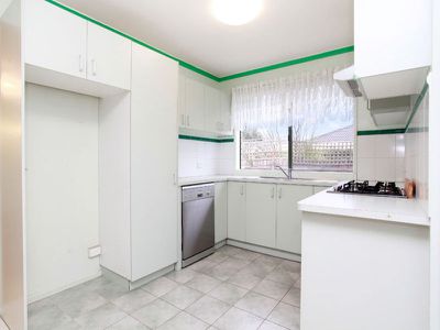 2 / 33 Ivan Crescent, Hampton Park