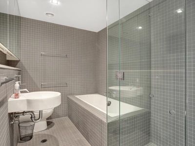 1 / 13-17 Beach Road, Hawks Nest