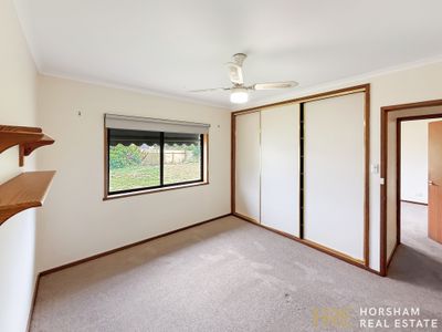 2 Mintern Crescent, Horsham