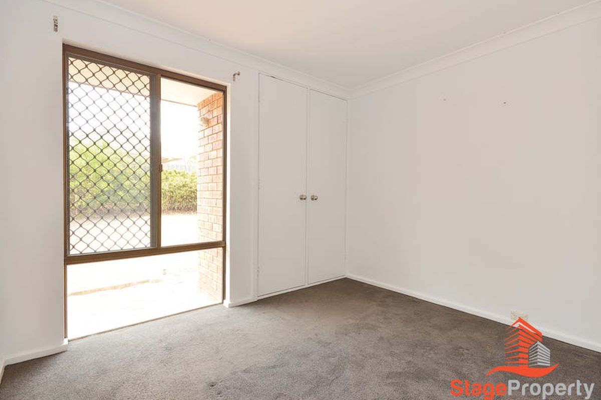 15 Burnett Avenue, Leeming
