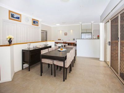 106 Stanthorpe Drive, Kanahooka