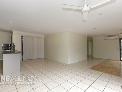 19 Budawang Street, Parkinson