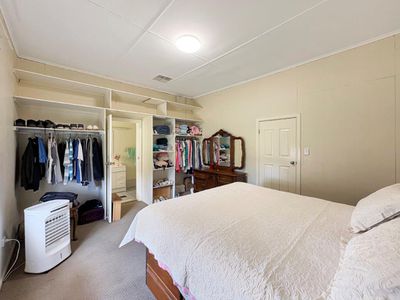 2-4 Breeza Street, Carroll