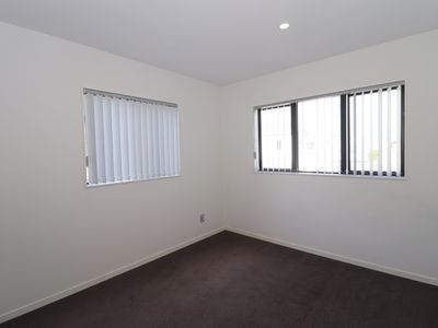 73 Tribute Loop, Takanini